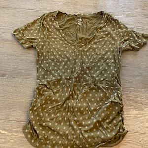 Old Navy Maternity Fitted Tee Shirt